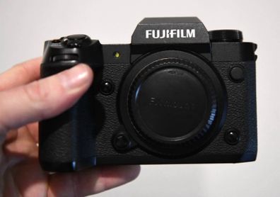 Fuji XH 2 and Fujifilm XF 10-24mm F4 R OIS WR Lens