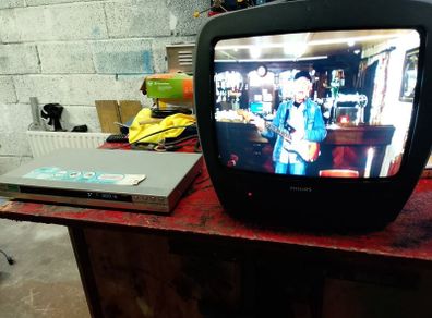 dvd player