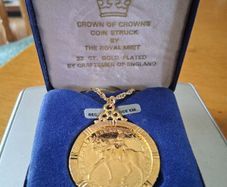 22ct gold plated Crown necklace 1977