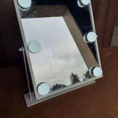 vanity mirror with lights