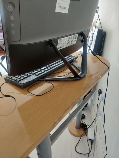 free desk