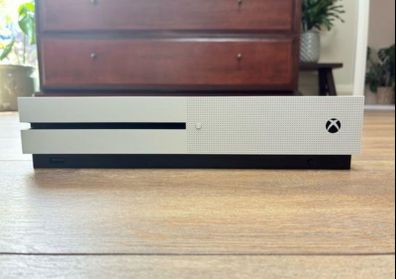 Xbox One S - 1TB