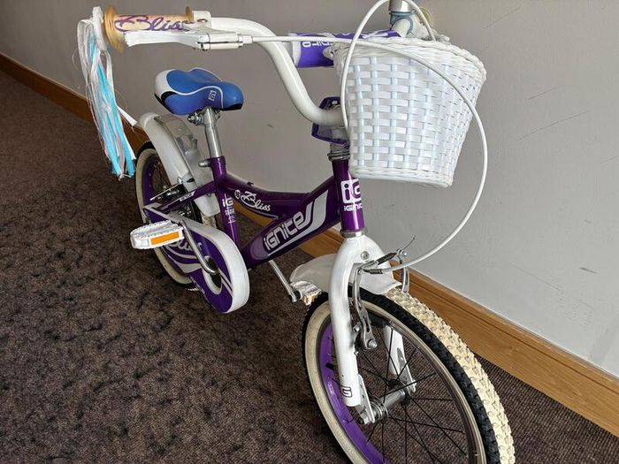 Ignite Bliss 16" Girls' Bike - great condition