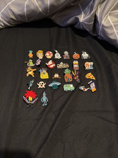 random pins