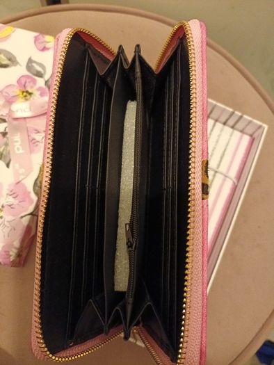 Pink wallet in gift box