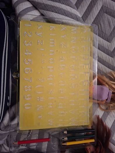 Stencils box