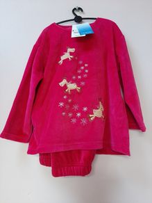 New with tags pink top and ends tag attached