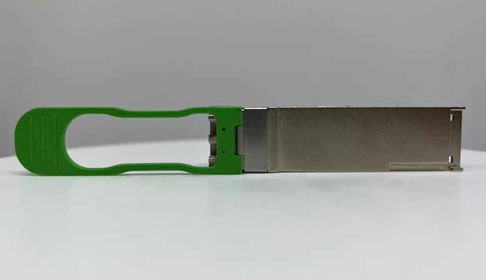 AOI AQPLACQ4EDOA1294 100G QSFP28 CWDM4 1301nm 2KM Transceiver Module (Brand New/Warranty)