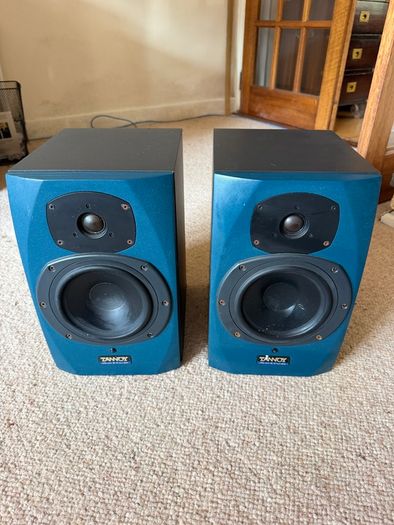 Tannoy Reveal Powered Monitor Speakers