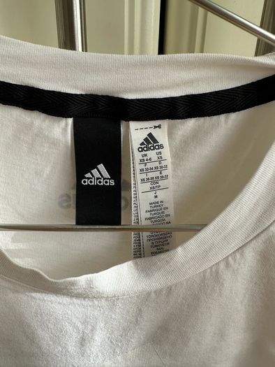 Adidas ladies women t-shirt, mint condition
