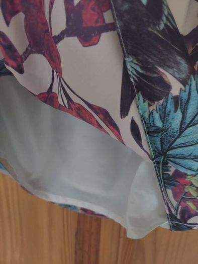 Luke Lovely floral top (free postage)