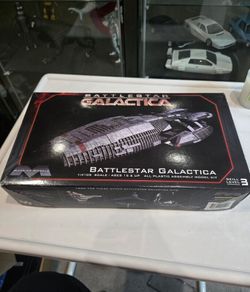 Moebius Battlestar Galactica model kit