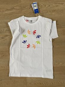 Adidas T-shirt
