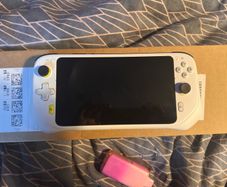 Logitech G Cloud Gaming Handheld