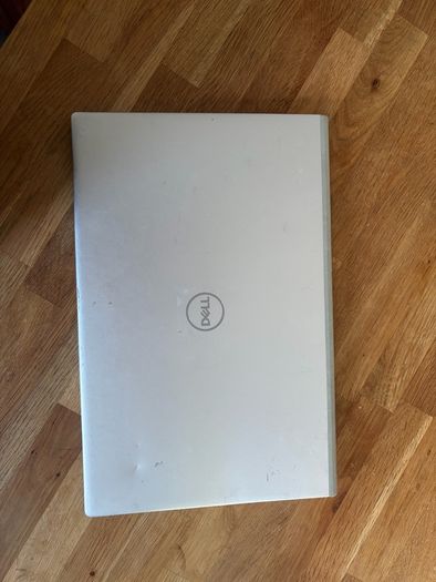 Dell Inspiron 15 5502