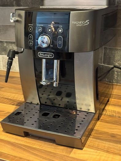 De'Longhi Magnifica S Smart, Coffee Machine FOR PARTS