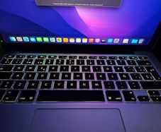 Macbook Pro A1502 EMC 2835 for parts or repair