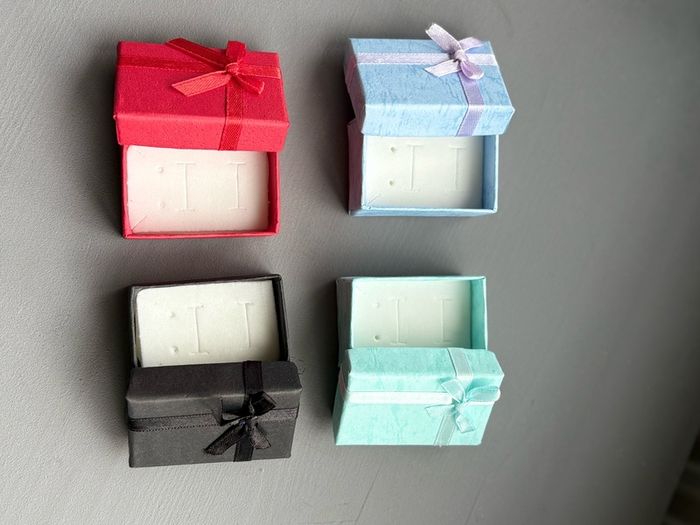 small gift boxes x 10