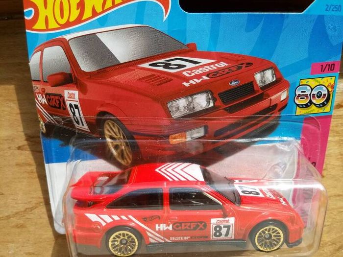 Hot Wheels '87 Ford Sierra Cosworth Red Short Card