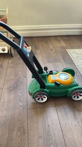 Toy lawnmower