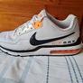 2021 nike air max LTD 3 white leather Size 10 eu 45 in excellent condition Image 4