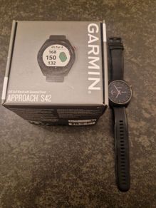 Garmin S42 Golf watch
