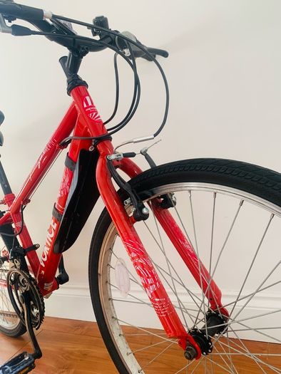 Bike: Apollo Vortice Junior Hybrid Bike - 24" Wheels