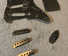 Guitar Stratocaster HARLEY BENTON parts