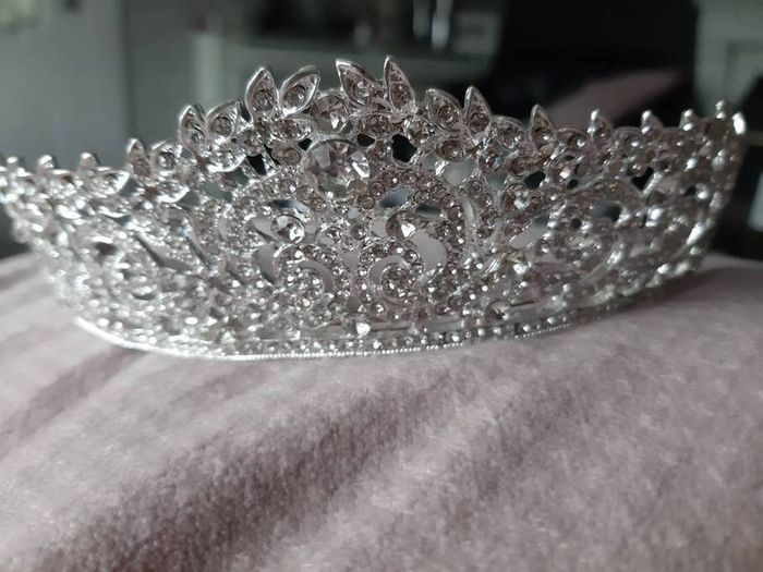 Bride's Crystal Head Piece