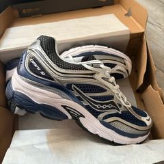 Saucony ProGrid Omni 9