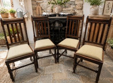 Stunning Oak Chairs x 4