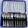 Vintage 12 Silver-Plated Teaspoons in blue presentation Original Case Image 3