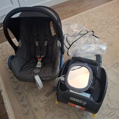 Maxi cosy car seat