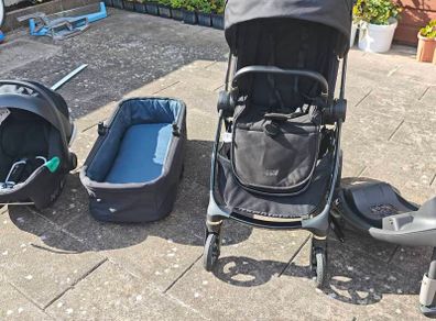 mamas and papas pram travel system