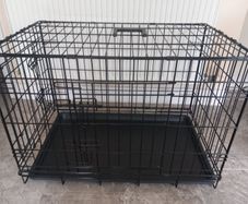 medium dog travel crate.