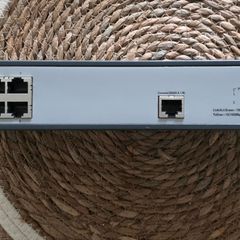 HP OfficeConnect 1620 8x1Gb switch