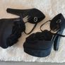 Ladies Shoes Size 4 Image 2