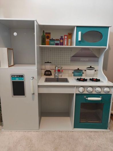toy kitchen