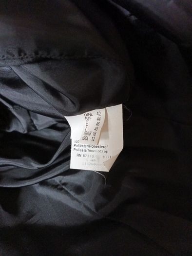 Steilman Black Coat. ..  S.14.