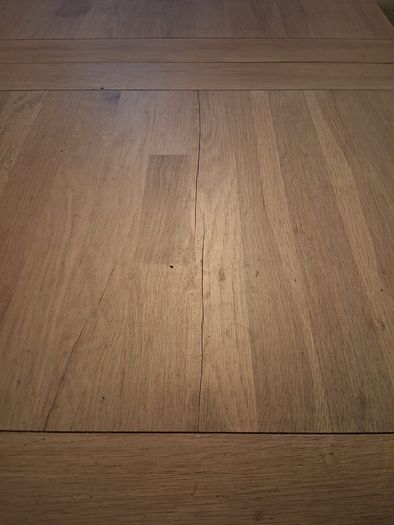 Extendable Solid oak table