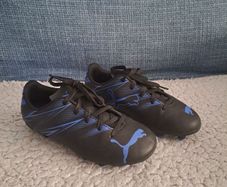 Football shoes