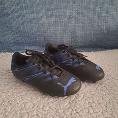 Football shoes