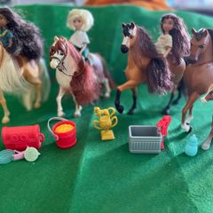 Spirit Riding Free Horse & Doll bundle