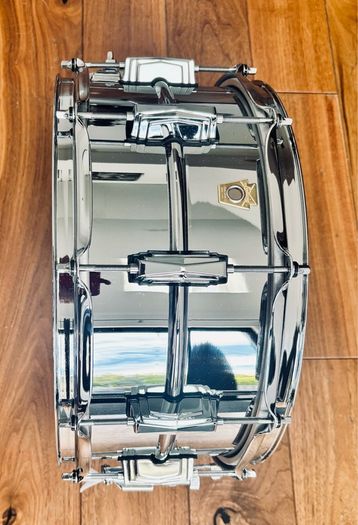 Ludwig 402 Snare Drum