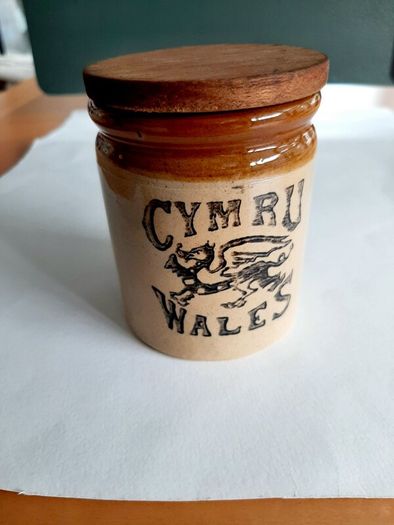 'Cymru Wales' jar