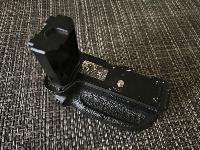 Sony battery grip VG-C3EM