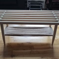 wooden bench