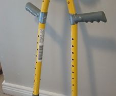 Children's crutches