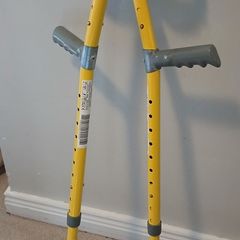 Children's crutches