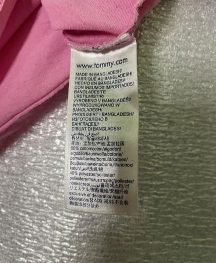 Tommy Hilfiger T-Shirt size S